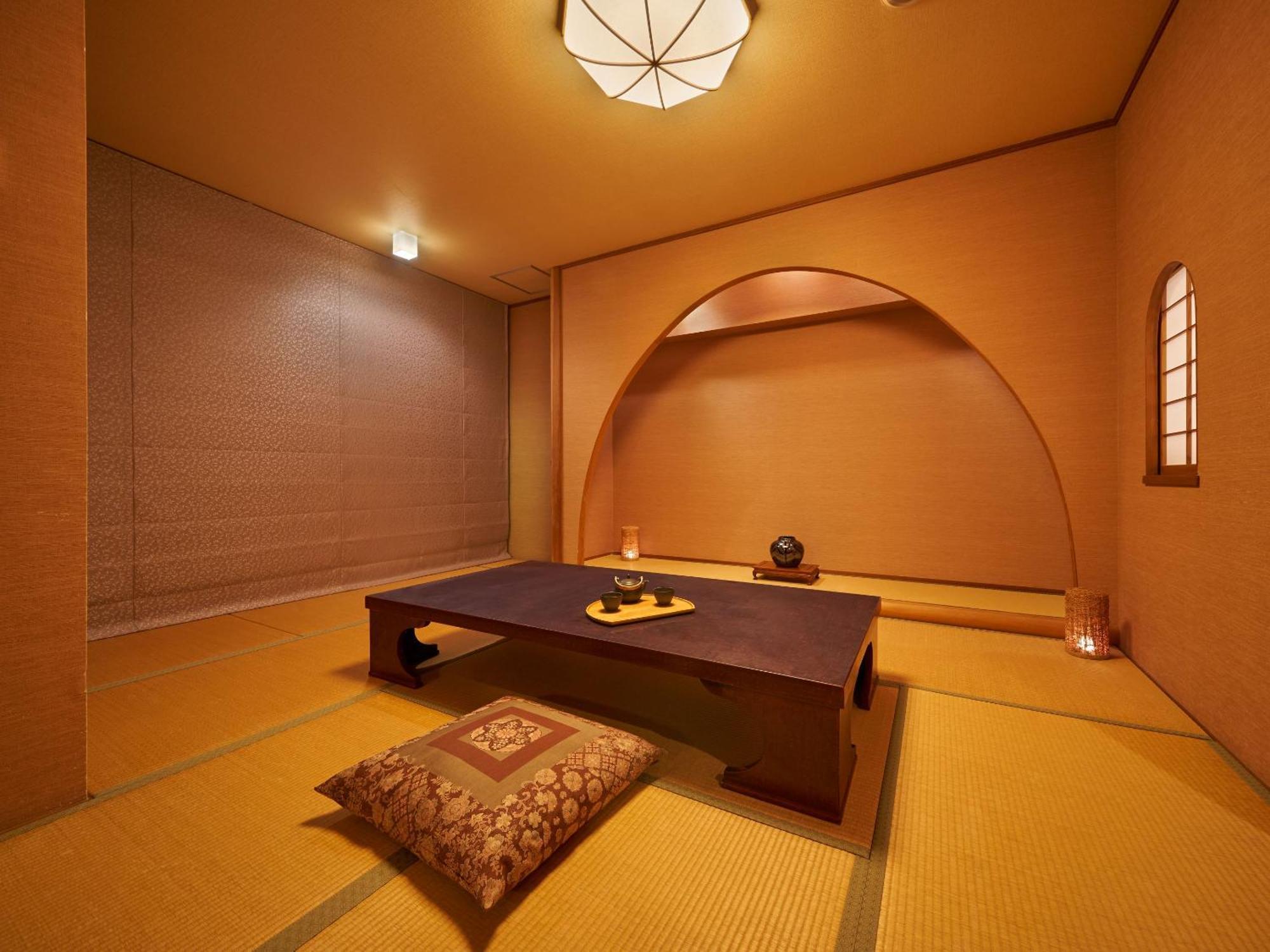 Ooedo Onsen Monogatari Ureshinokan Buitenkant foto